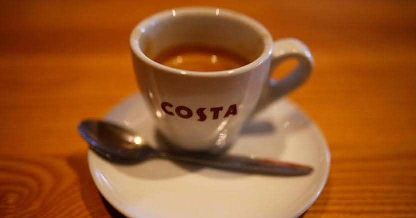 Coca Cola alla guerra del caffè rilevata la catena inglese Costa  Il